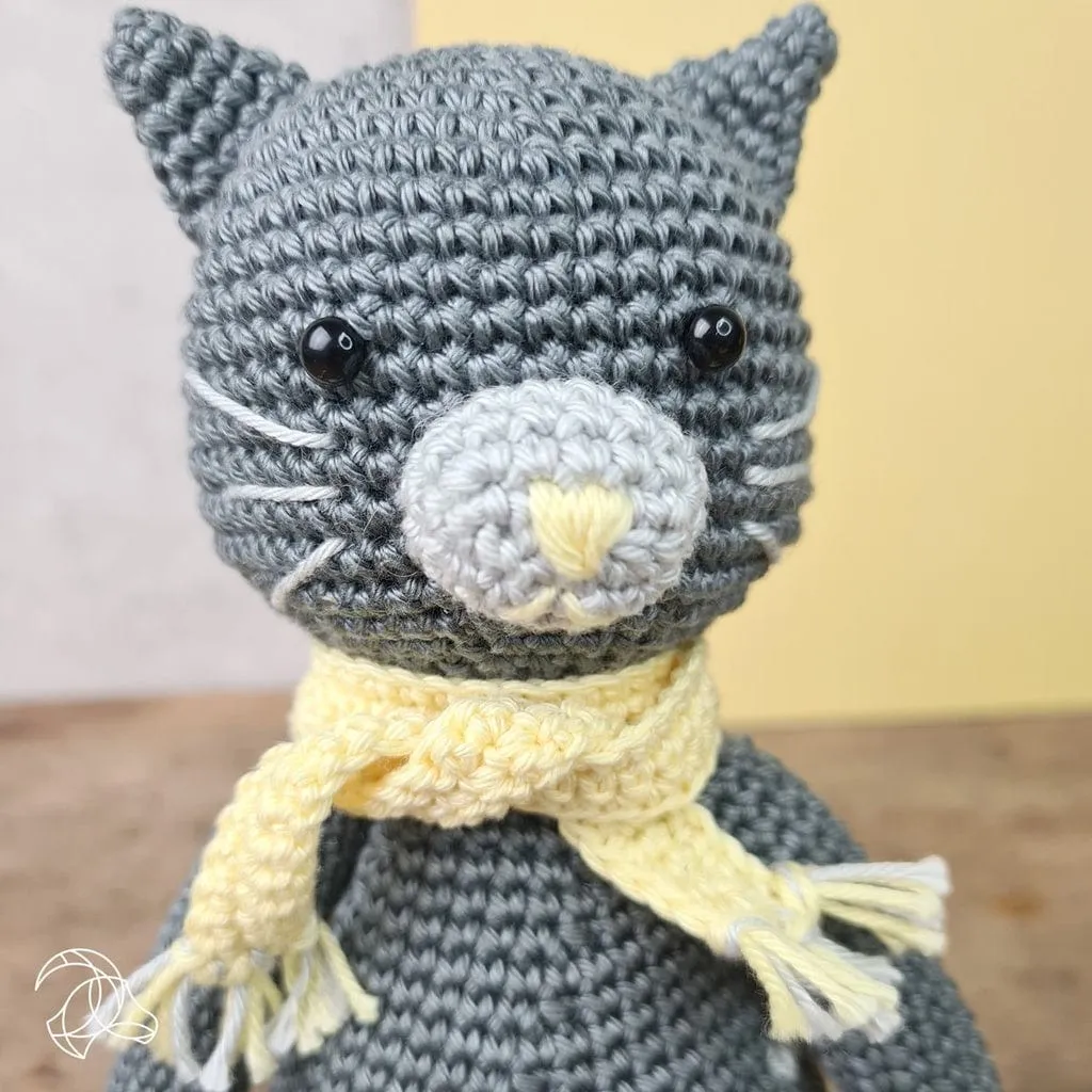 Polly the Cat Crochet Kit